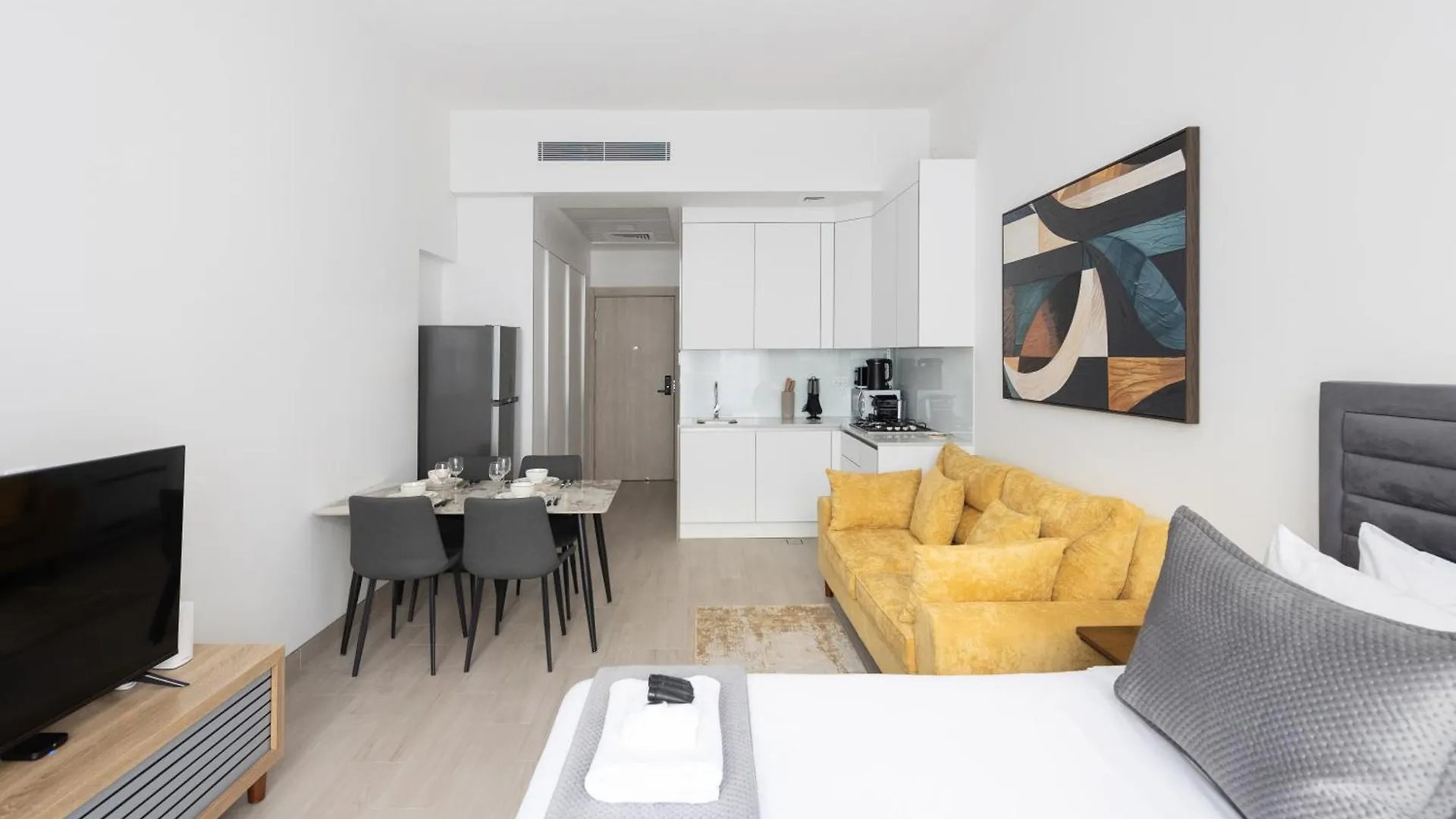 Luma Studio In Jumeirah Village Circle Dubai Apartment