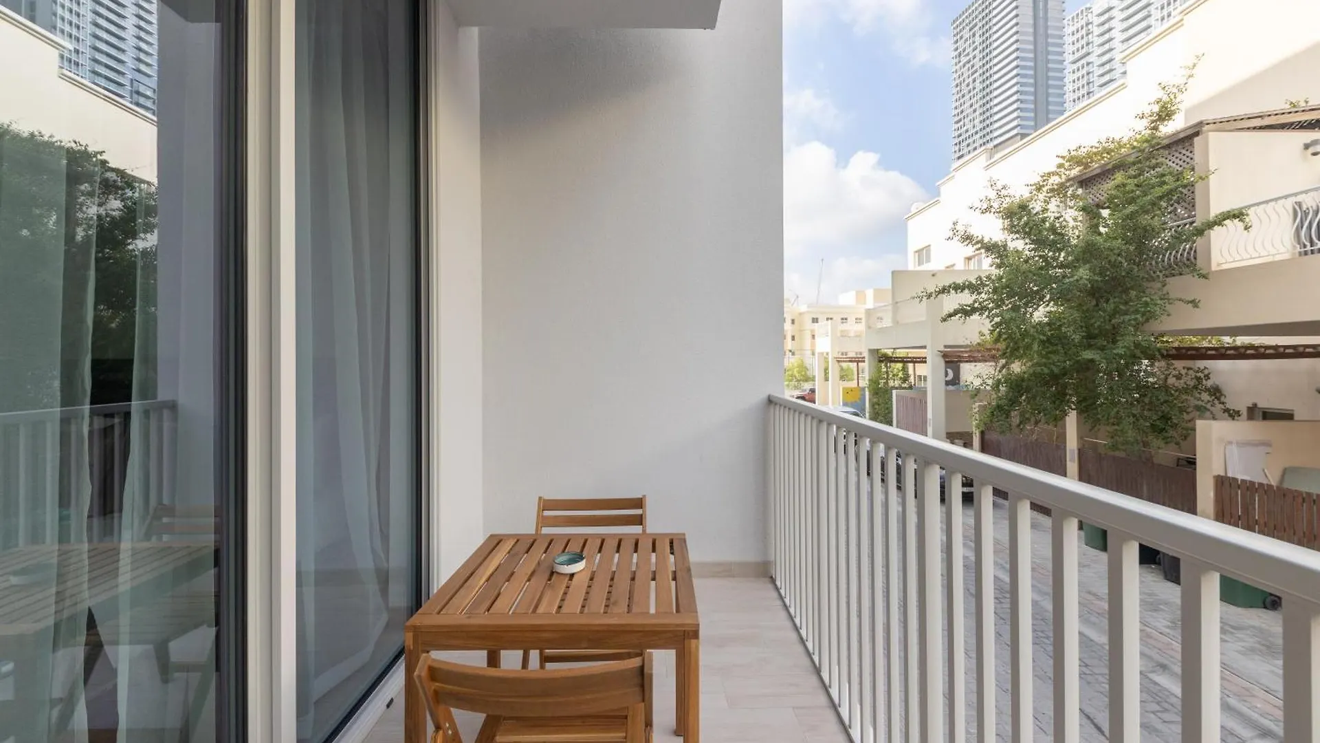 Apartment Luma Studio In Jumeirah Village Circle Dubai